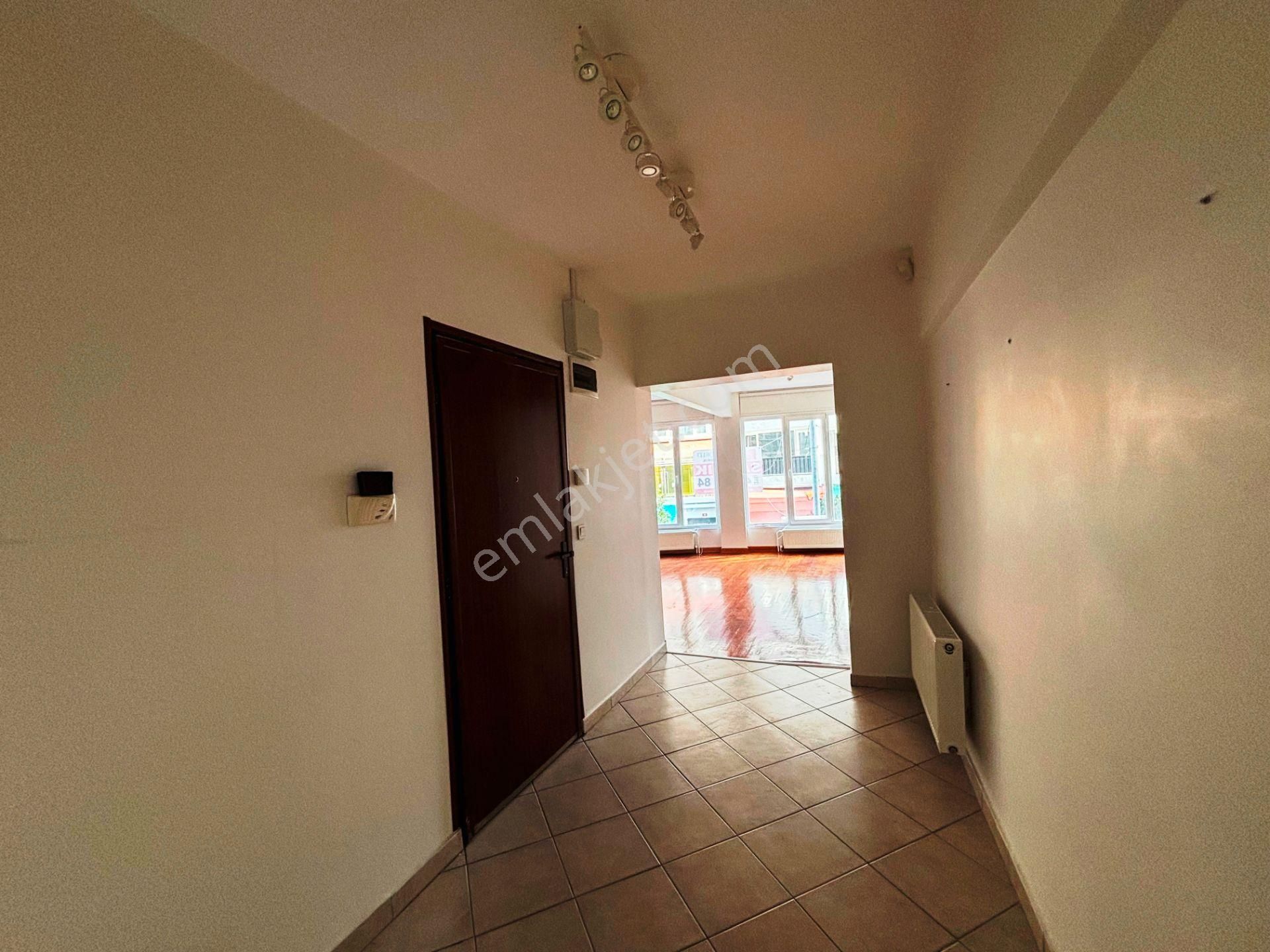 Bahariye Caddesi Üzeri 1.kat Masrafsız İskanlı 95m2 Satılık 2+1 - Görsel 23