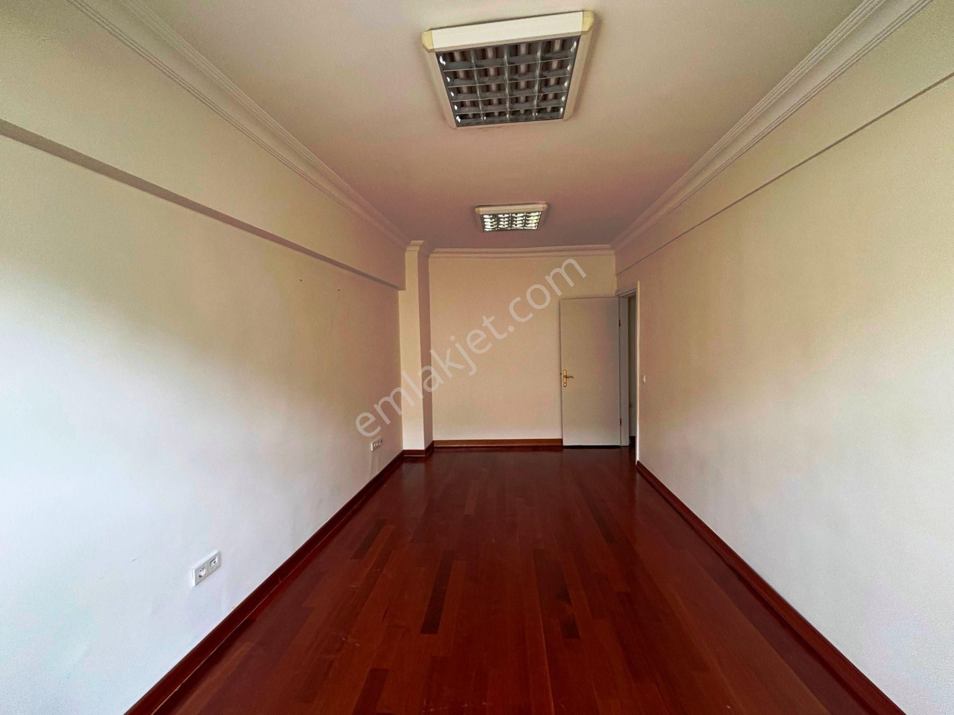 Bahariye Caddesi Üzeri 1.kat Masrafsız İskanlı 95m2 Satılık 2+1 - Görsel 14