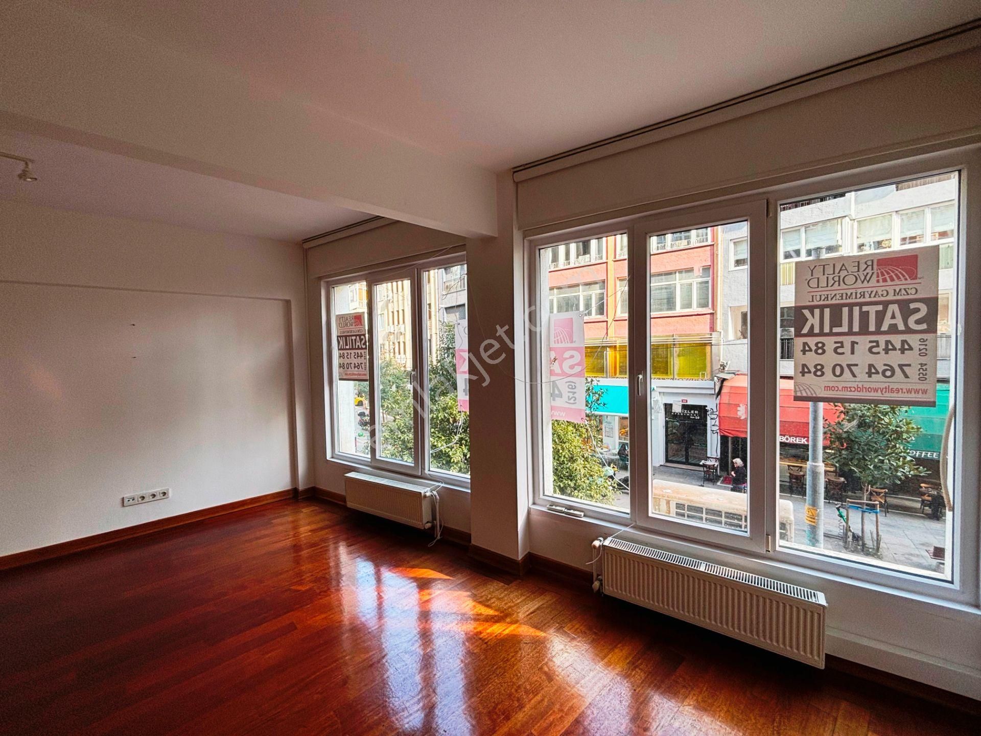 Kadıköy Tramvay Cad.95m2 Tabela Değeri Yüksek 1.kat Satılık Ofis - Görsel 6