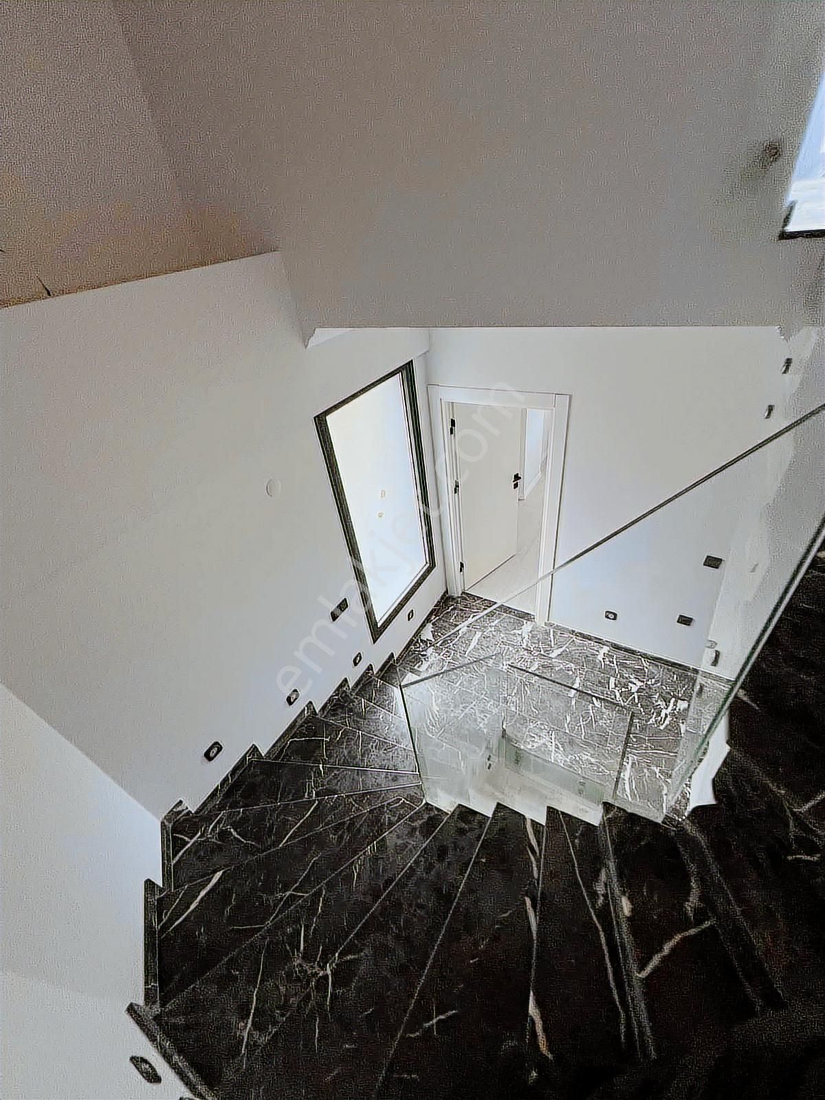 Özdere'nin En Sakin Bölgesi Deniz Manzaralı 5+1 Villası - Görsel 28