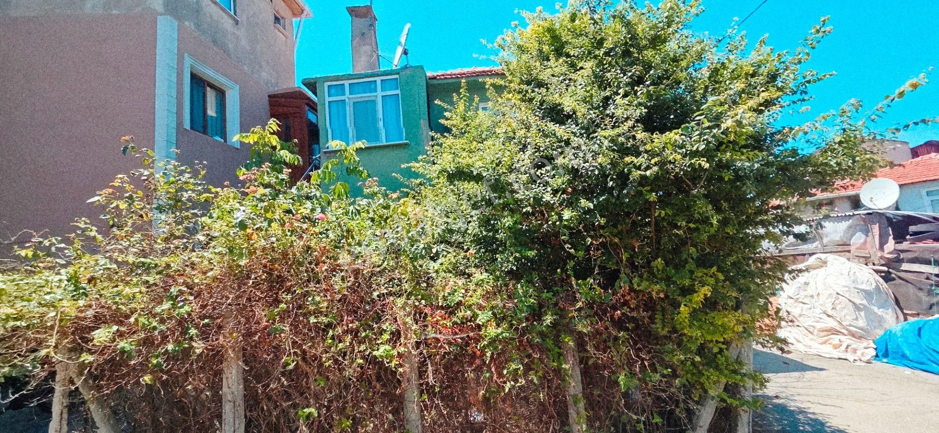 Beykoz Anadolu Feneri Eşsiz Konumda 140m2 Bahçeli Boş Satılık Bina - Görsel 5