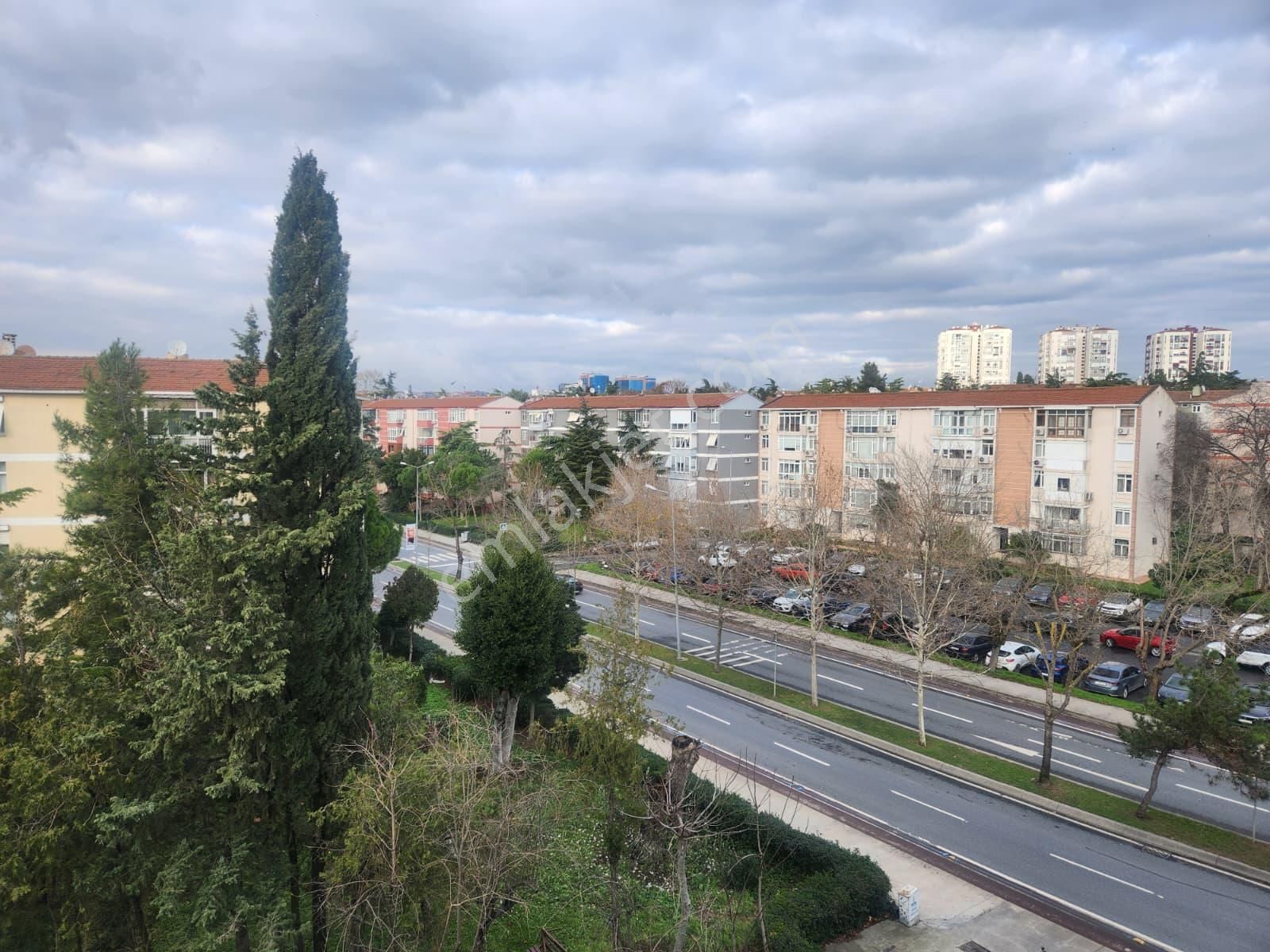 Ataköy 4.kısım To Blokta Bakımlı Üst Kat 2+1 Satılık - Görsel 30
