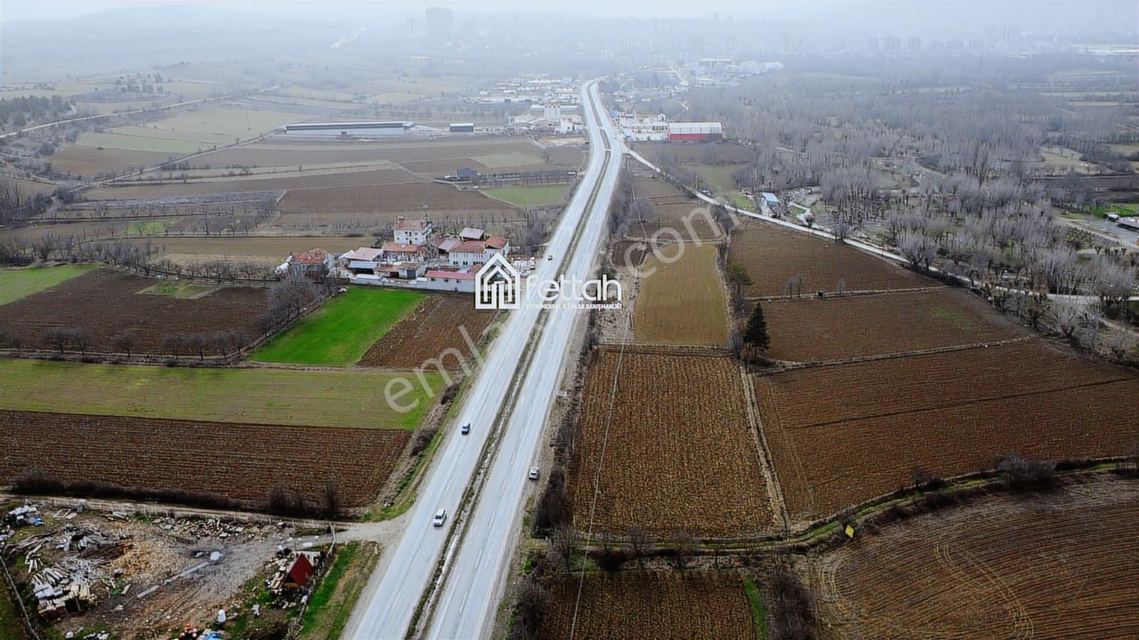 Hacıbey Kavşağına 2 Km Mesafede Kiralık Arazi - Görsel 15