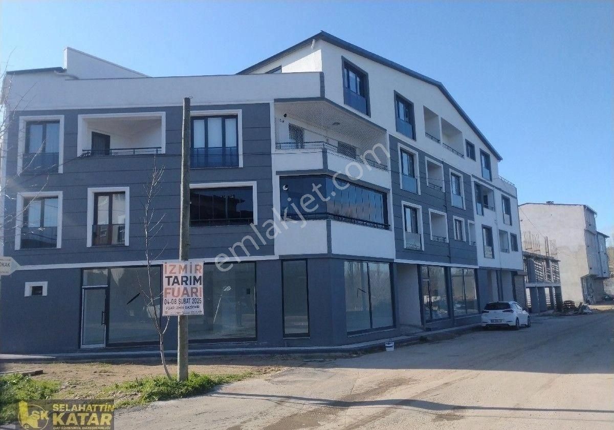 Hasanağada 3+1.110m.1.kat.kombili Asansörlü Kapalıotoparklı Sıfır Daire