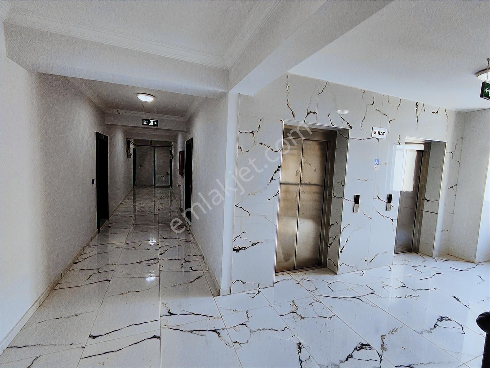 Erzurum Kiralık Sıfır Ofis | 115 M² Cam Cephe + Kapalı Otopark - Görsel 7
