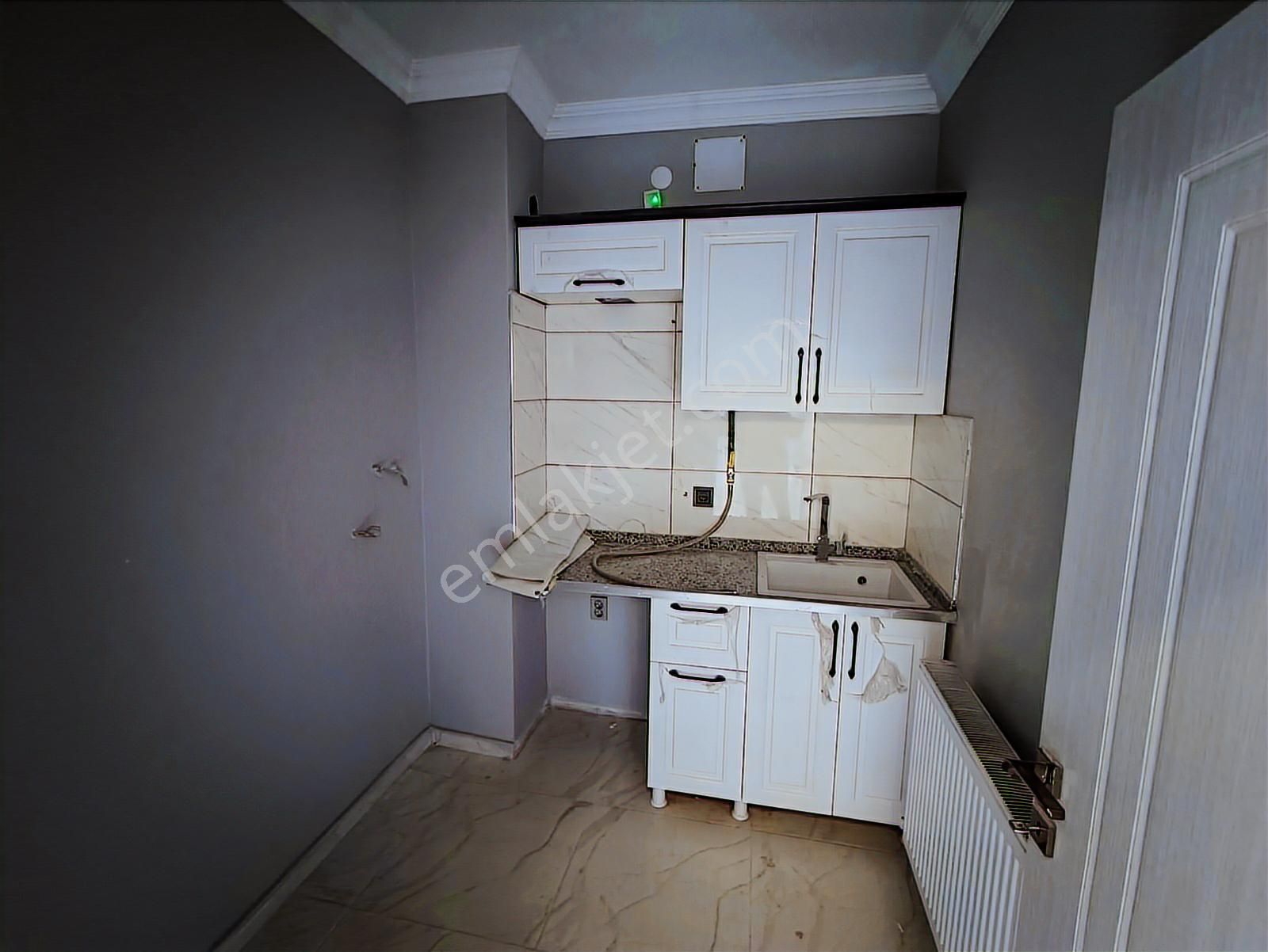 Erzurum Kiralık Sıfır Ofis | 115 M² Cam Cephe + Kapalı Otopark - Görsel 3
