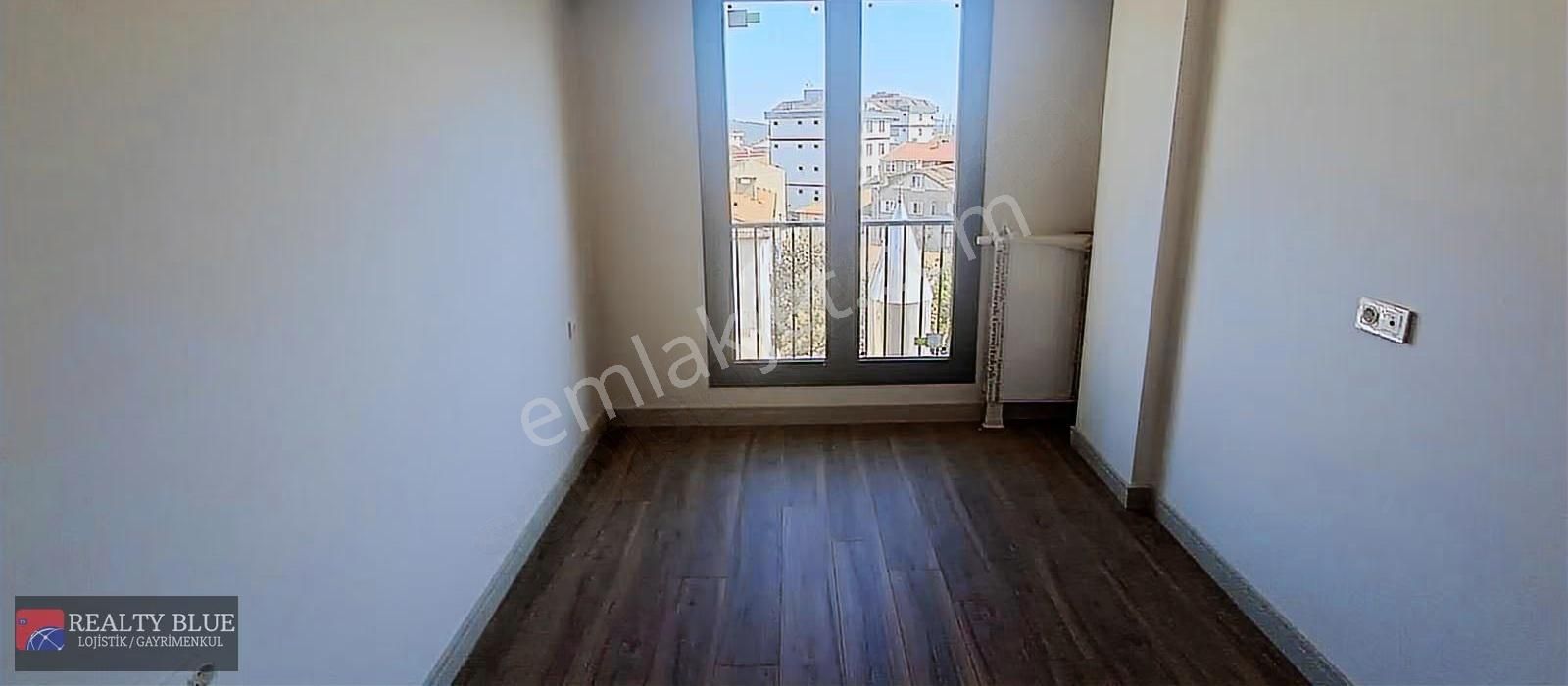 Sultanbeyli Orhangazi Satılık 3+1 Lüks Daire - Görsel 4