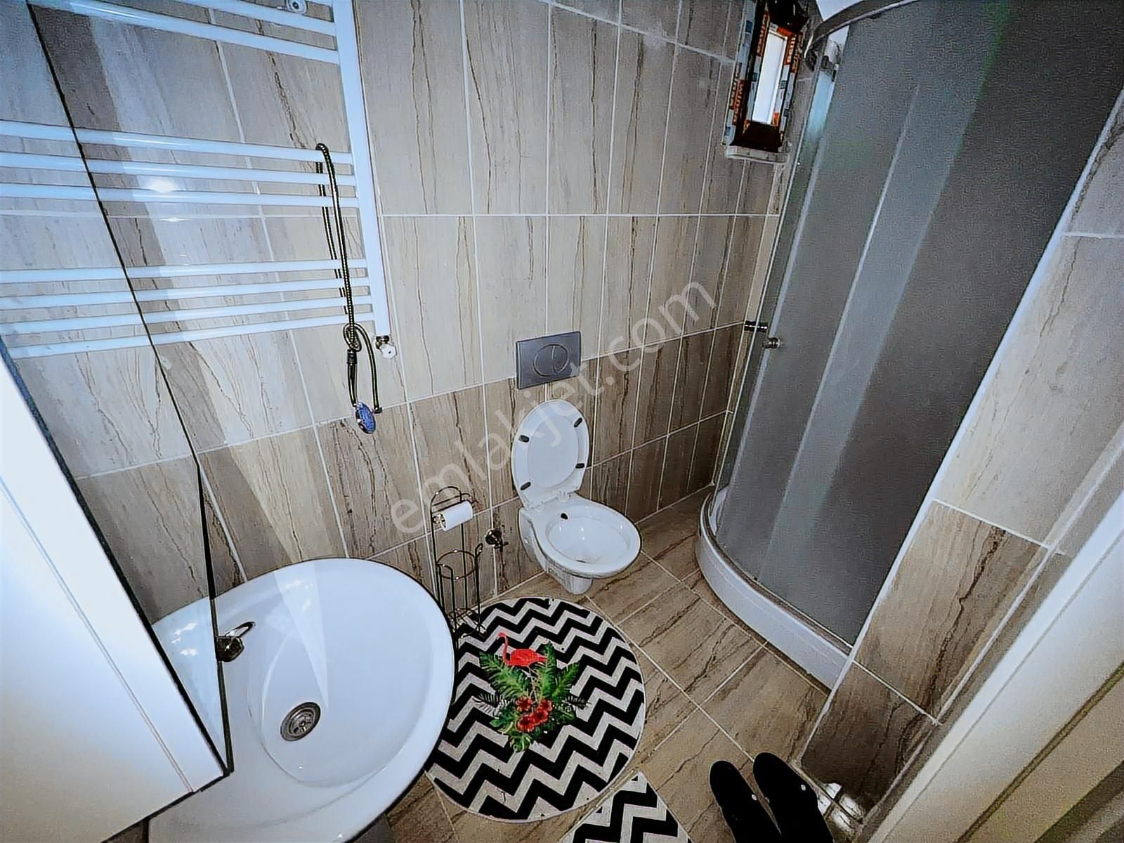 Koru Emlak'tan Kiralık 1+1 Eşyalı Hemen Taşınmaya Uygun Daire - Görsel 24