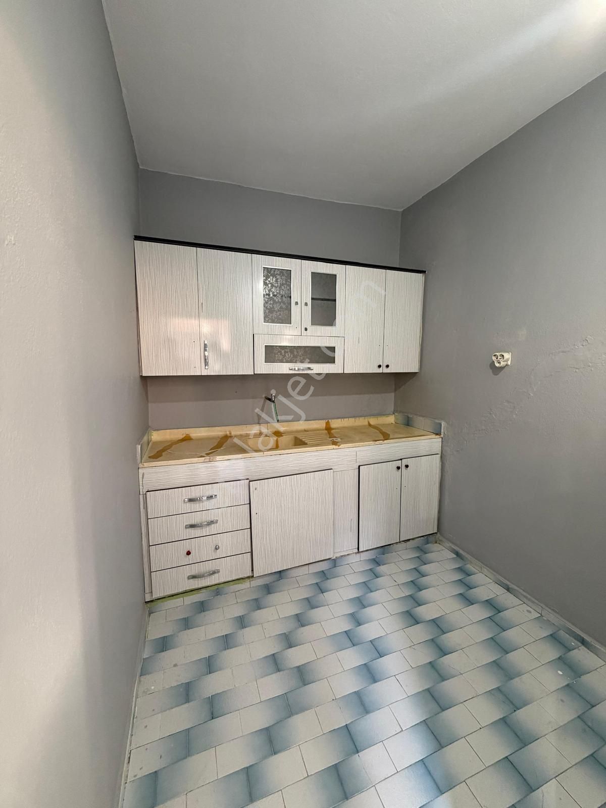 Barış Mahallesı’nde Güneş Enerjılı Her Kat 1+1 2 Katlı Satılık Müstakıl Ev - Görsel 3