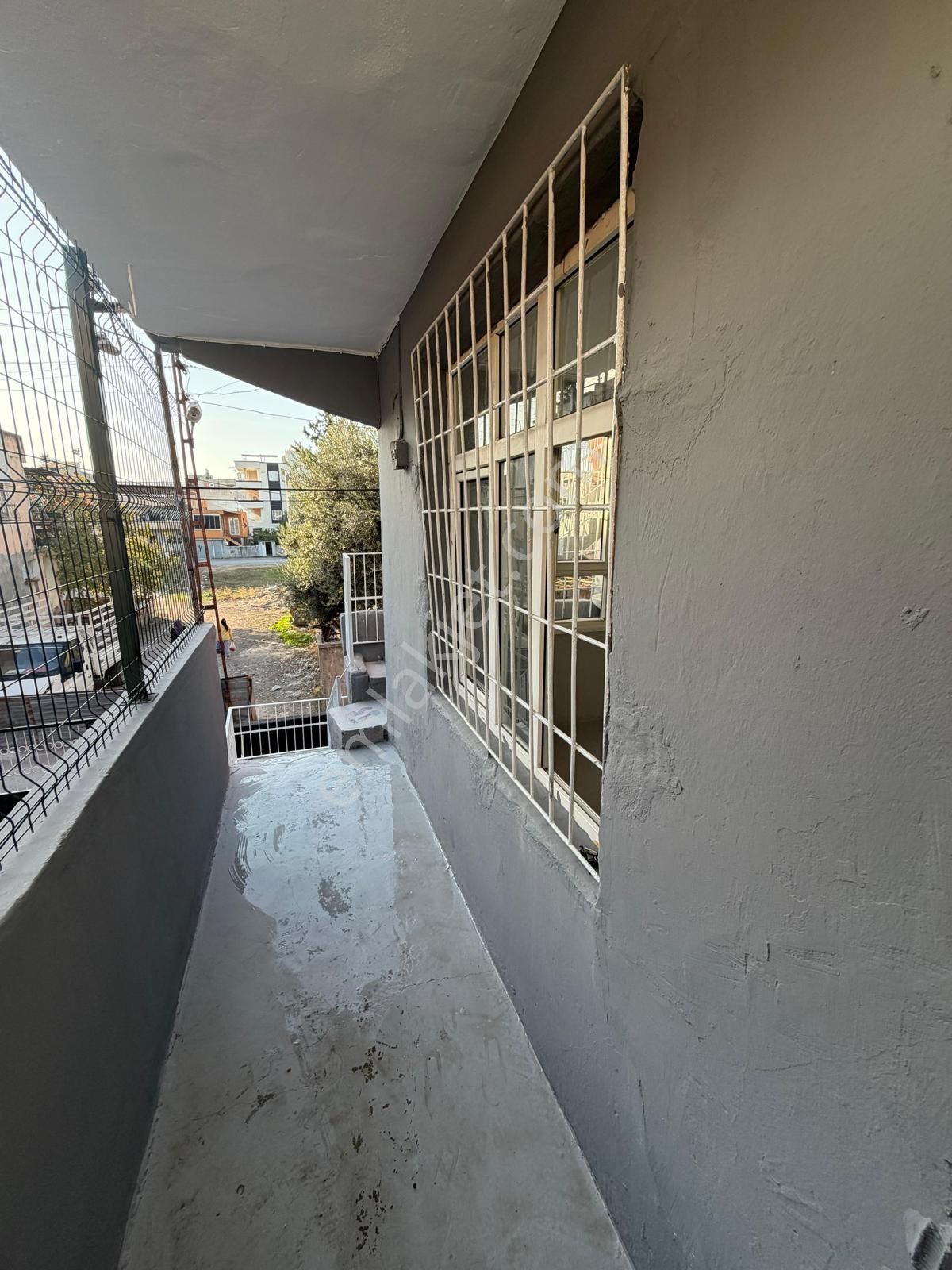 Barış Mahallesı’nde Güneş Enerjılı Her Kat 1+1 2 Katlı Satılık Müstakıl Ev - Görsel 9