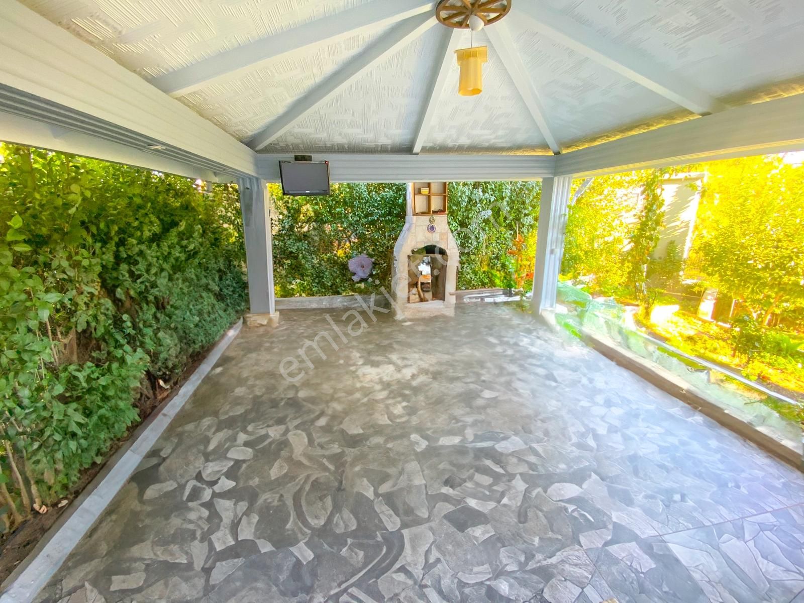 Ata'dan Havuzlu Site 4+1 Forleks Bitişik Nizam Full Eşyalı Villa - Görsel 3
