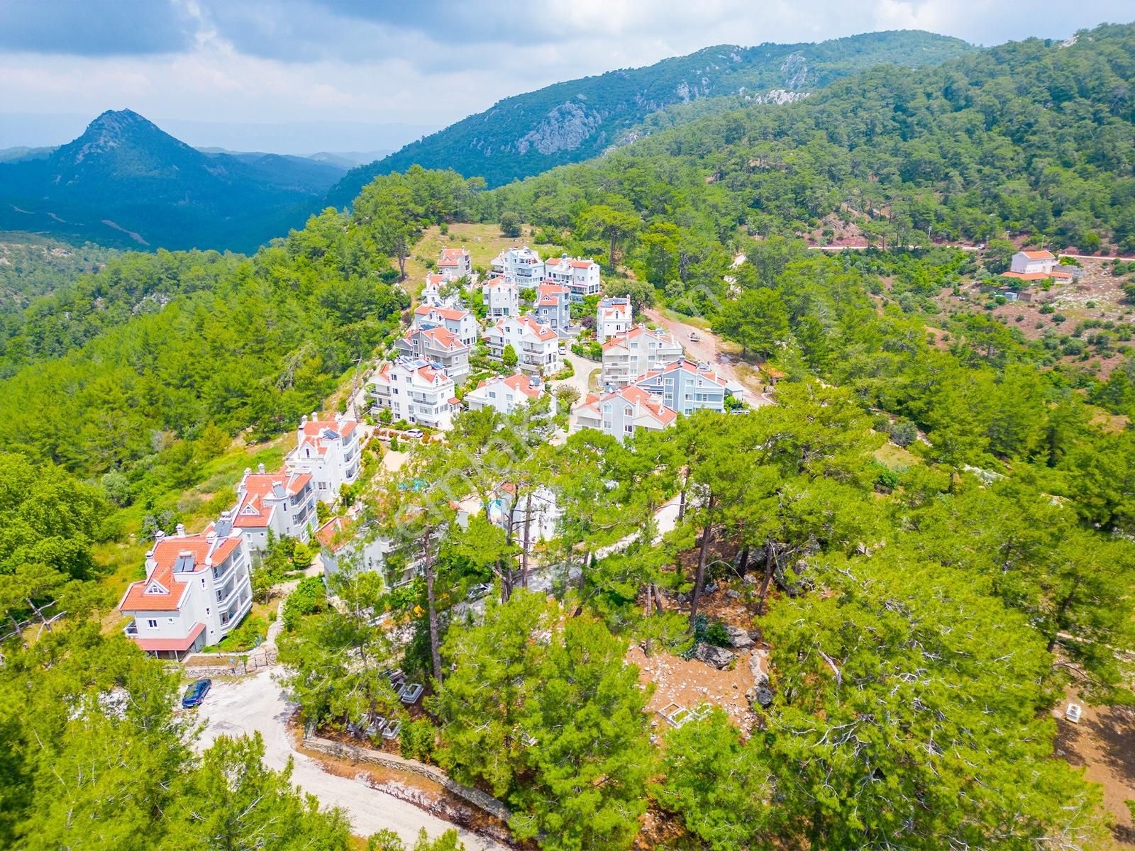 Ata'dan Havuzlu Site 4+1 Forleks Bitişik Nizam Full Eşyalı Villa - Görsel 21