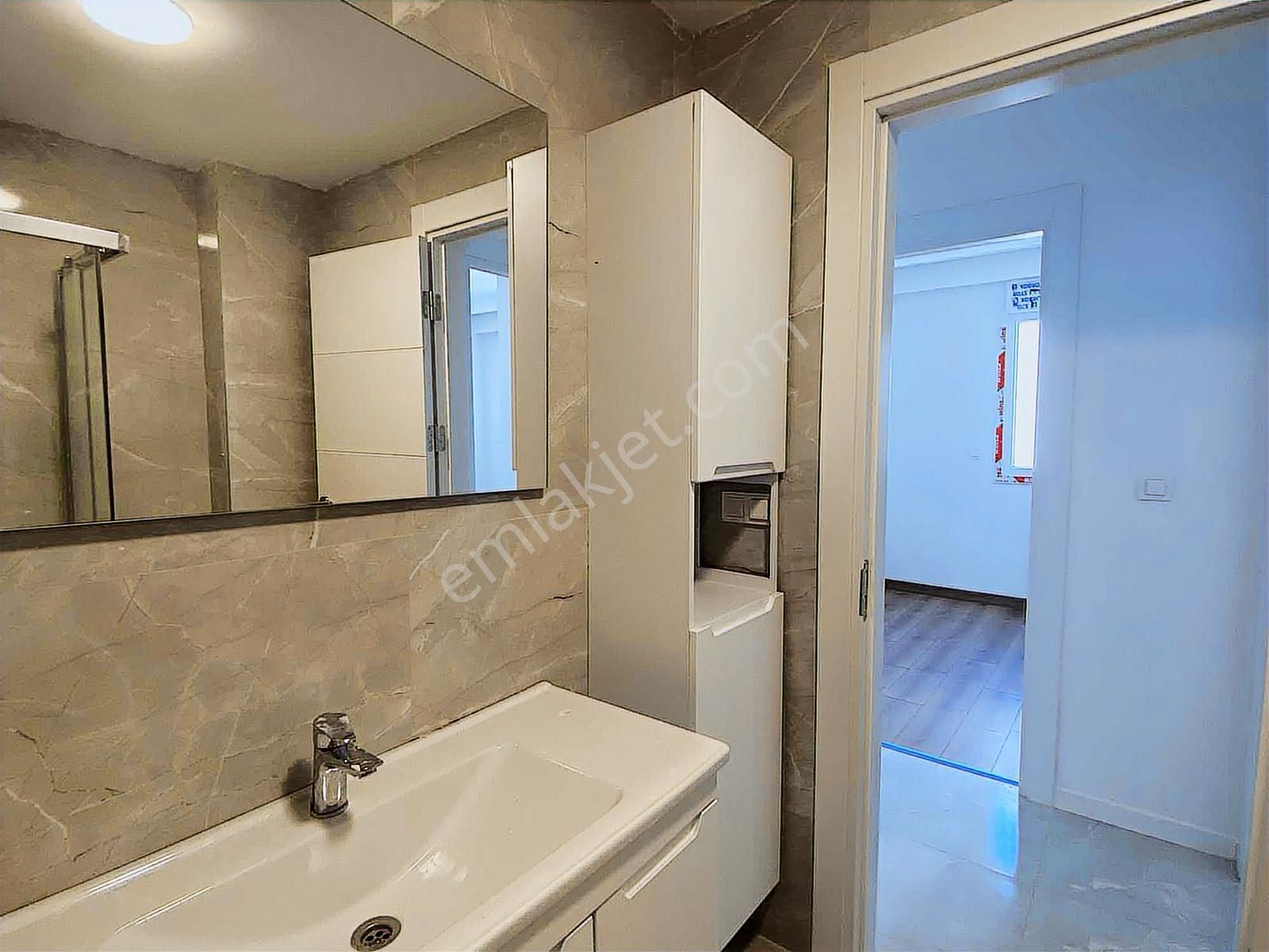 Turyap'tan Erenköy'de Marmaray'a 5dk Mesafede Balkonlu Sıfır 2+1 - Görsel 17