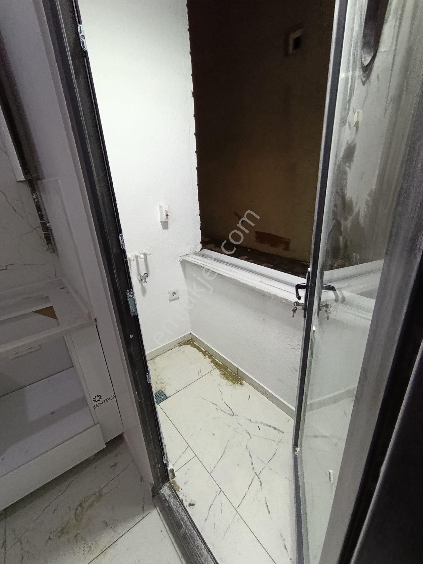 Katılım Ve Krediye Uygun Arnavutköy Haraççı Karlıbayırda Sitede Satılık 2+1 Ara Kat Daire - Görsel 7