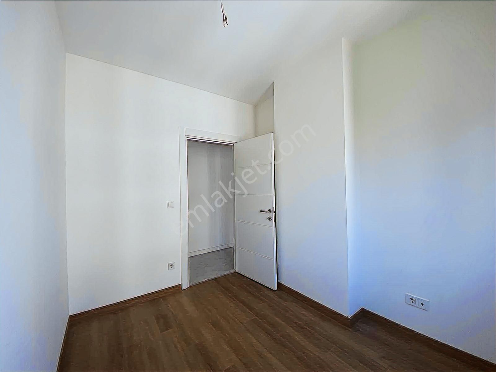 Turyap'tan Erenköy'de Marmaray'a 5dk Mesafede Sıfır 3+1 Daire - Görsel 13