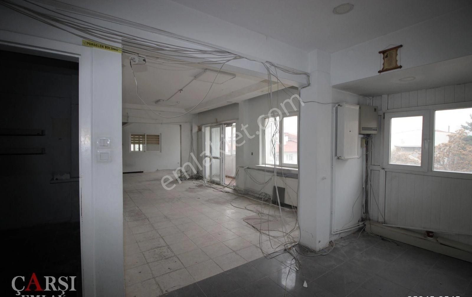 Kızılay Olgunlar Sokakta Kent İş Merkezinde Asansörlü - Görsel 3