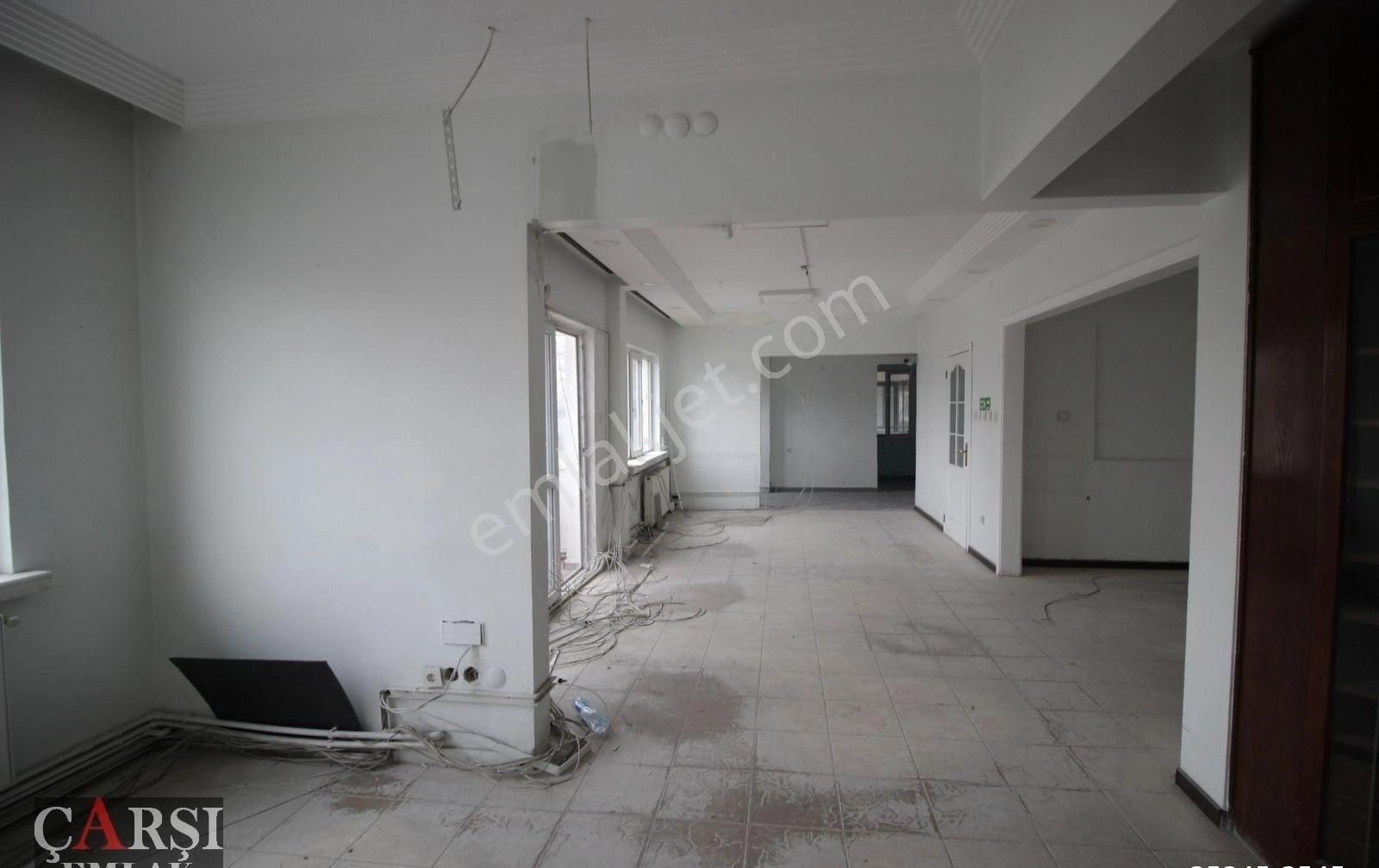 Kızılay Olgunlar Sokakta Kent İş Merkezinde Asansörlü - Görsel 27