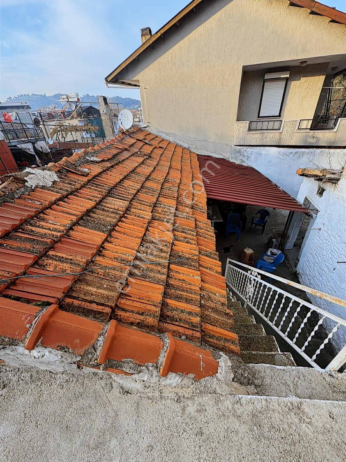 Yukarı Kızılcada Avlulu 4 Odalı Avlulu Kargir Ev! - Görsel 18