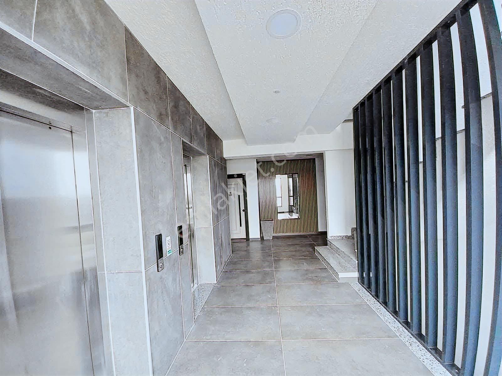 Fa Özbirden Fevzipaşada İskanlı Yatırıma Uygun Arakat 1+1 Daire - Görsel 30