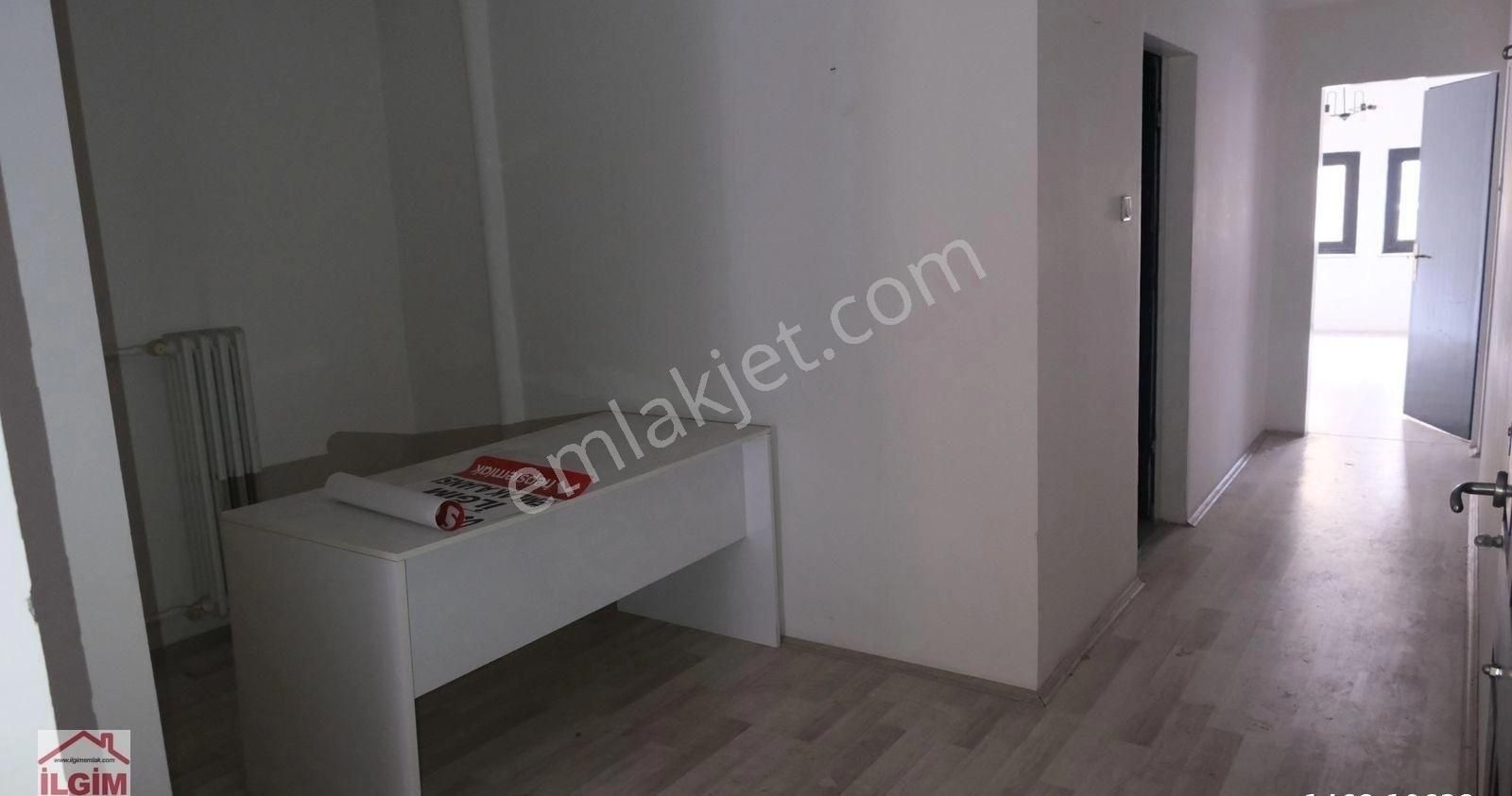 Kızılay Bayındır Sokakta Yapılı 2+1+sekrtaryalı Satılık Daıre - Görsel 17