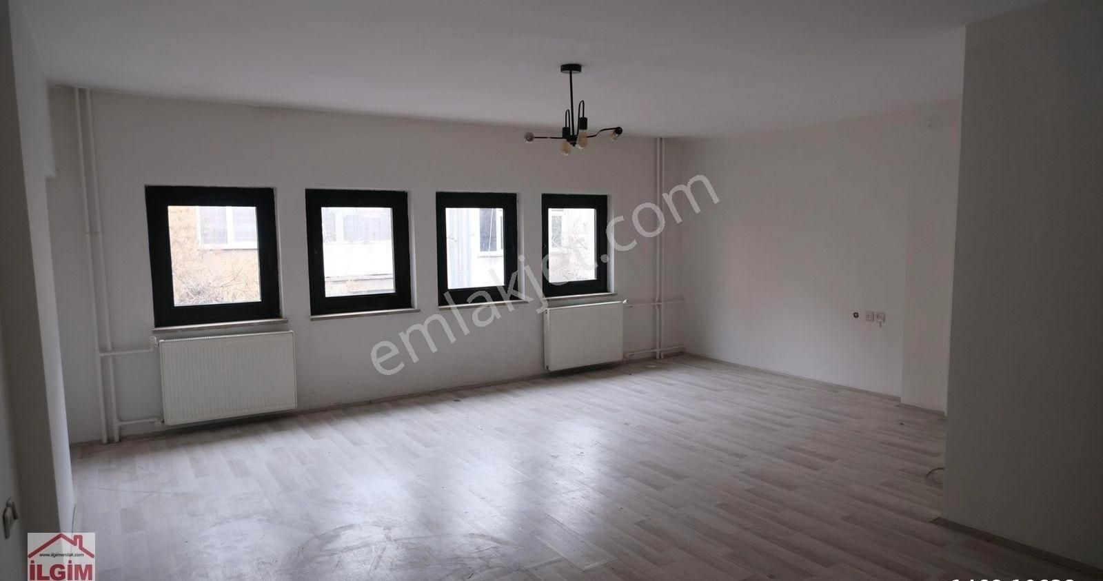 Kızılay Bayındır Sokakta Yapılı 2+1+sekrtaryalı Satılık Daıre - Görsel 16