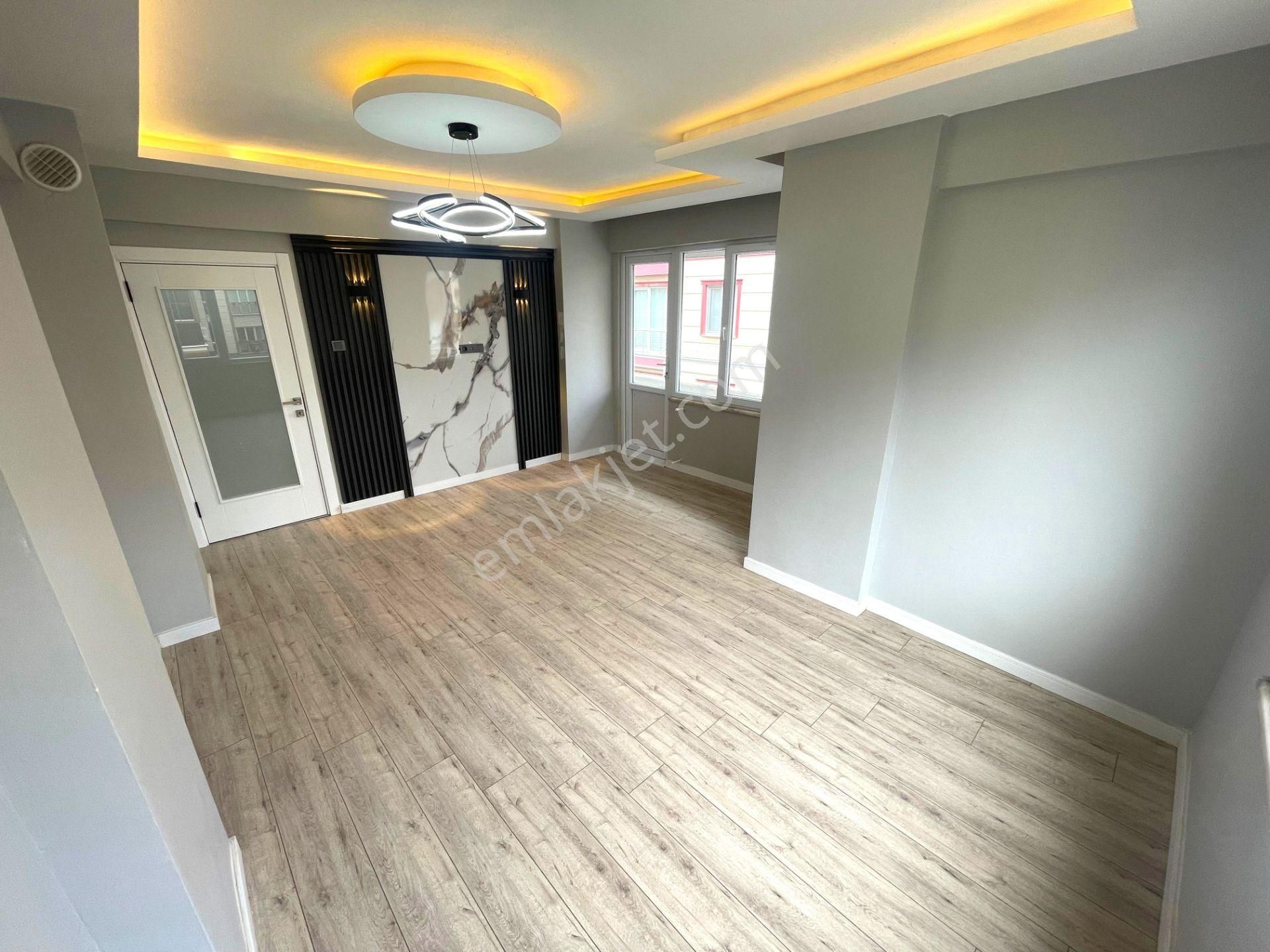 𝄞melodi'den Akçay'da Ön Cephe Arakat Ayrı Mutfaklı Güzelliği İle Baş Döndüren 2+1 Daire