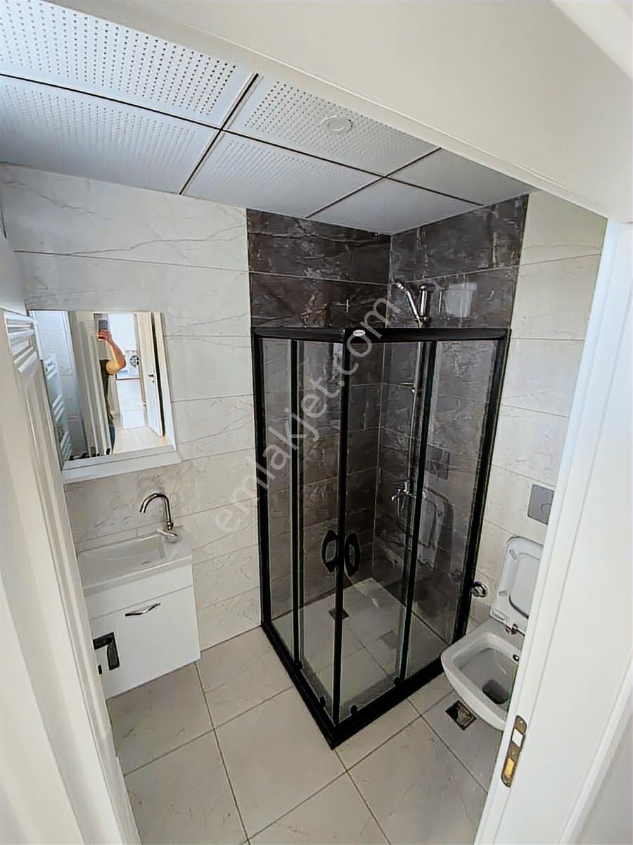 Caddeye Cephe 3 Katlı Butik Bina Ebeveyn Banyolu Satılık Daire - Görsel 22