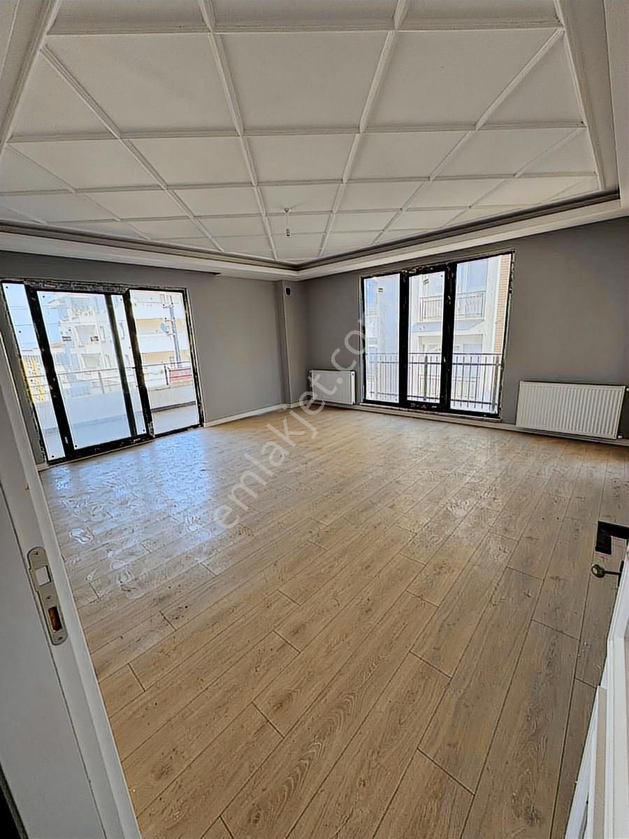 Caddeye Cephe 3 Katlı Butik Bina Ebeveyn Banyolu Satılık Daire - Görsel 19