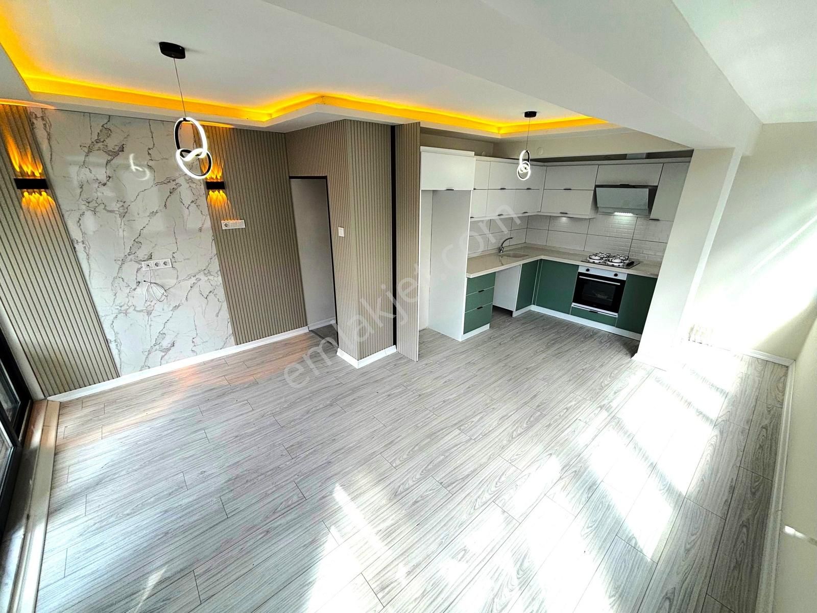 ꧂serdaroğlu'ndan Akçay Merkez'de Ön Cephe Arakat Deluxe 2+1daire