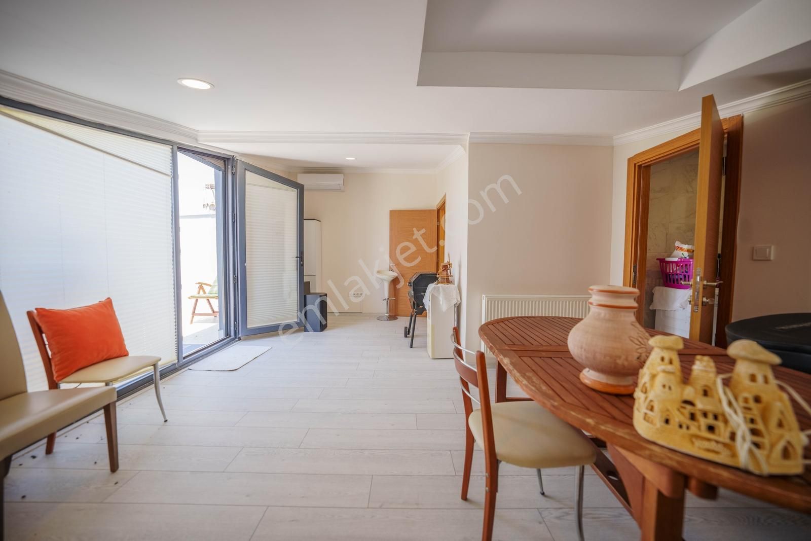 Silivri Çanta Yazlık Kışlık Kullanım Satılık Villa Remax Astyle - Görsel 10