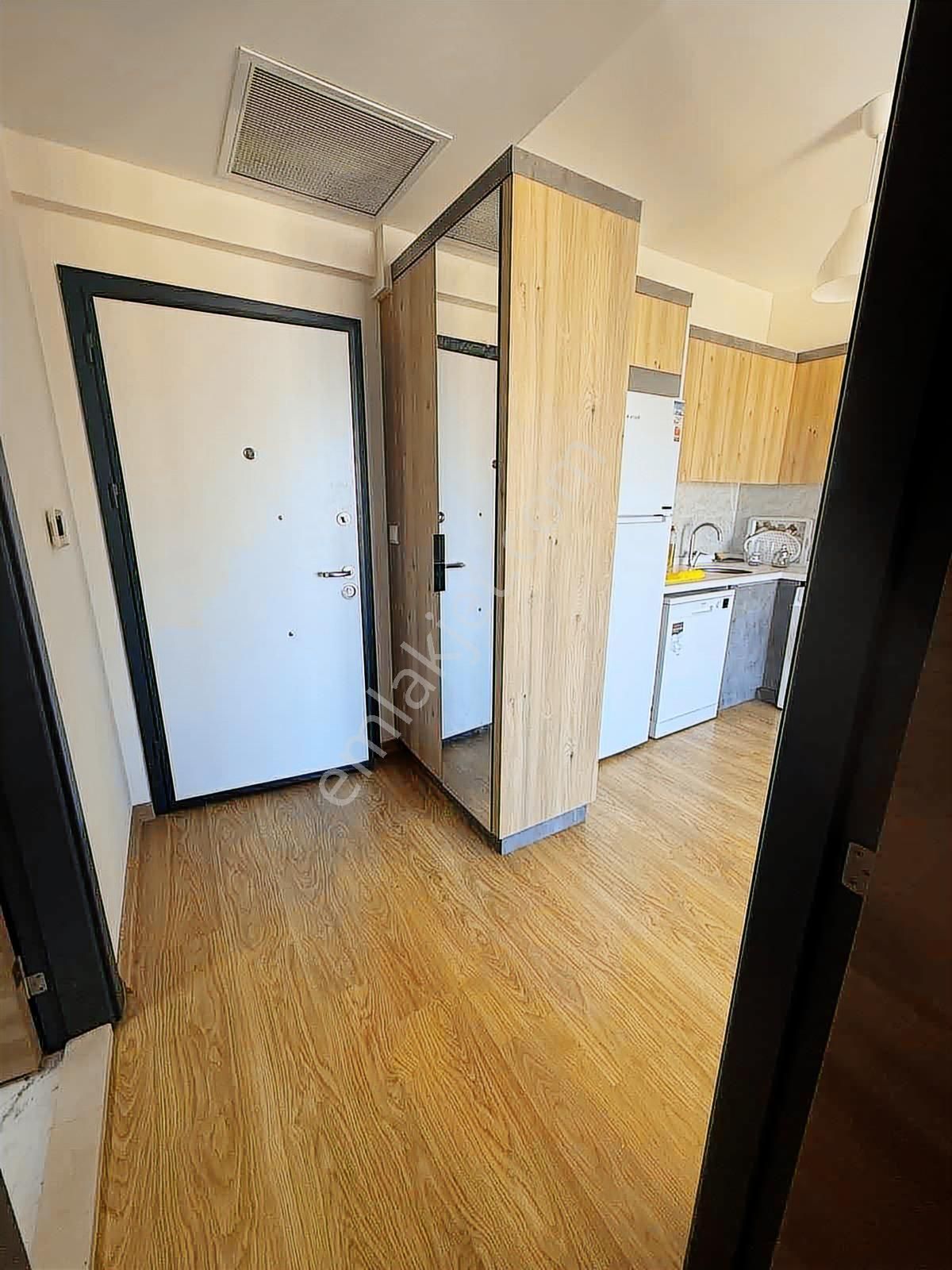 Ekpa 1207 De Güvenlikli Havuzlu Sitede Eşyalı Kiralık 1+1 Daire - Görsel 25