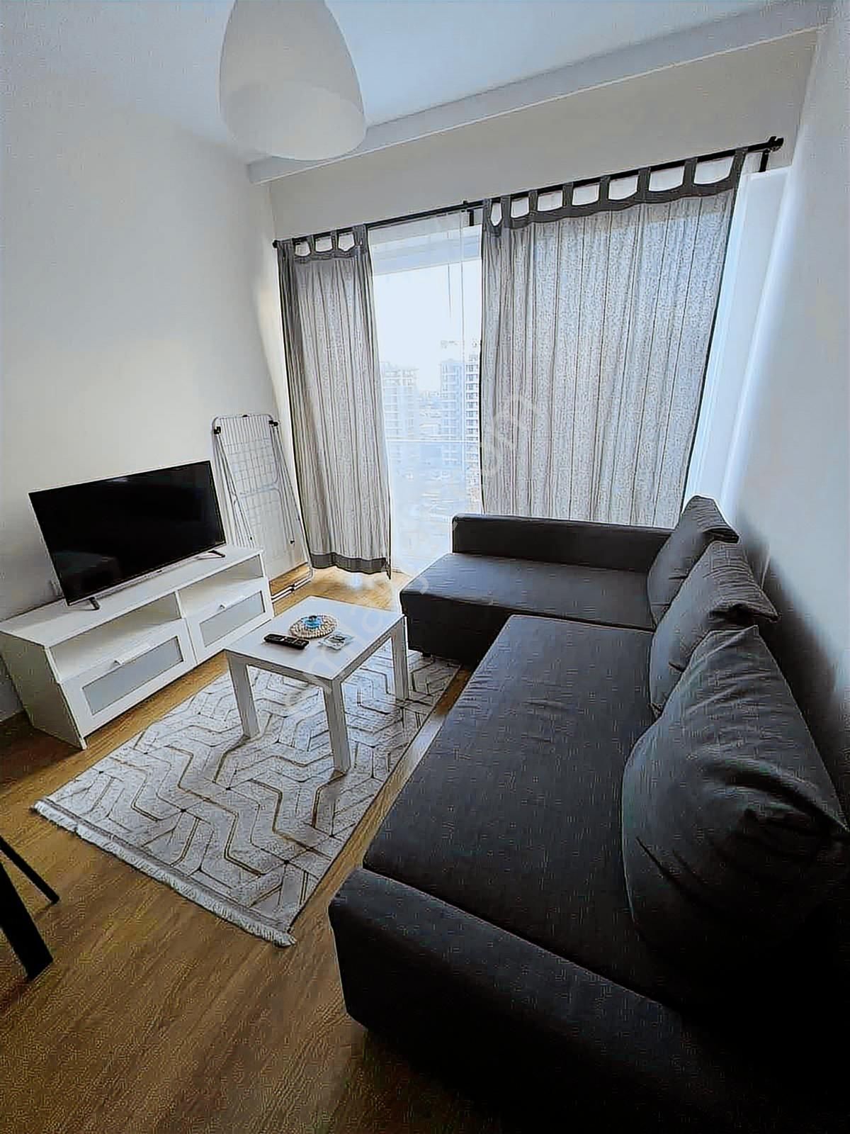 Ekpa 1207 De Güvenlikli Havuzlu Sitede Eşyalı Kiralık 1+1 Daire - Görsel 21