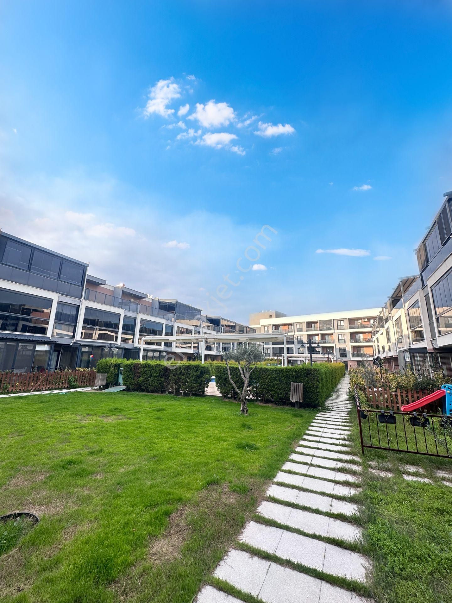 Mert Uçar'dan Satılık Seyrek Country Plus Trend Köşe Konumlu - Görsel 8