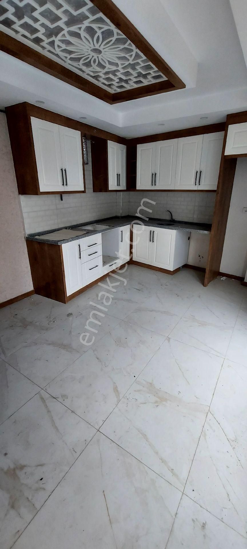 Degirmenönünde Çaybasinda Sıfır Asansörlü 3+1 Arakat Asansörlü Yerden Isıtmalı - Görsel 2