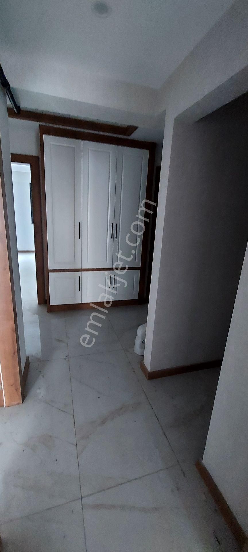 Degirmenönünde Çaybasinda Sıfır Asansörlü 3+1 Arakat Asansörlü Yerden Isıtmalı - Görsel 7