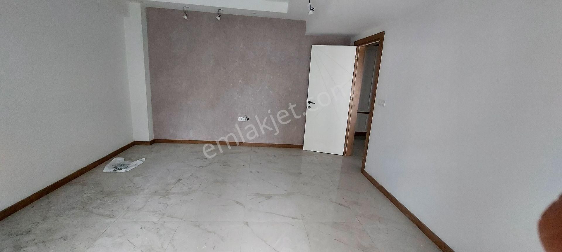 Degirmenönünde Çaybasinda Sıfır Asansörlü 3+1 Arakat Asansörlü Yerden Isıtmalı - Görsel 19