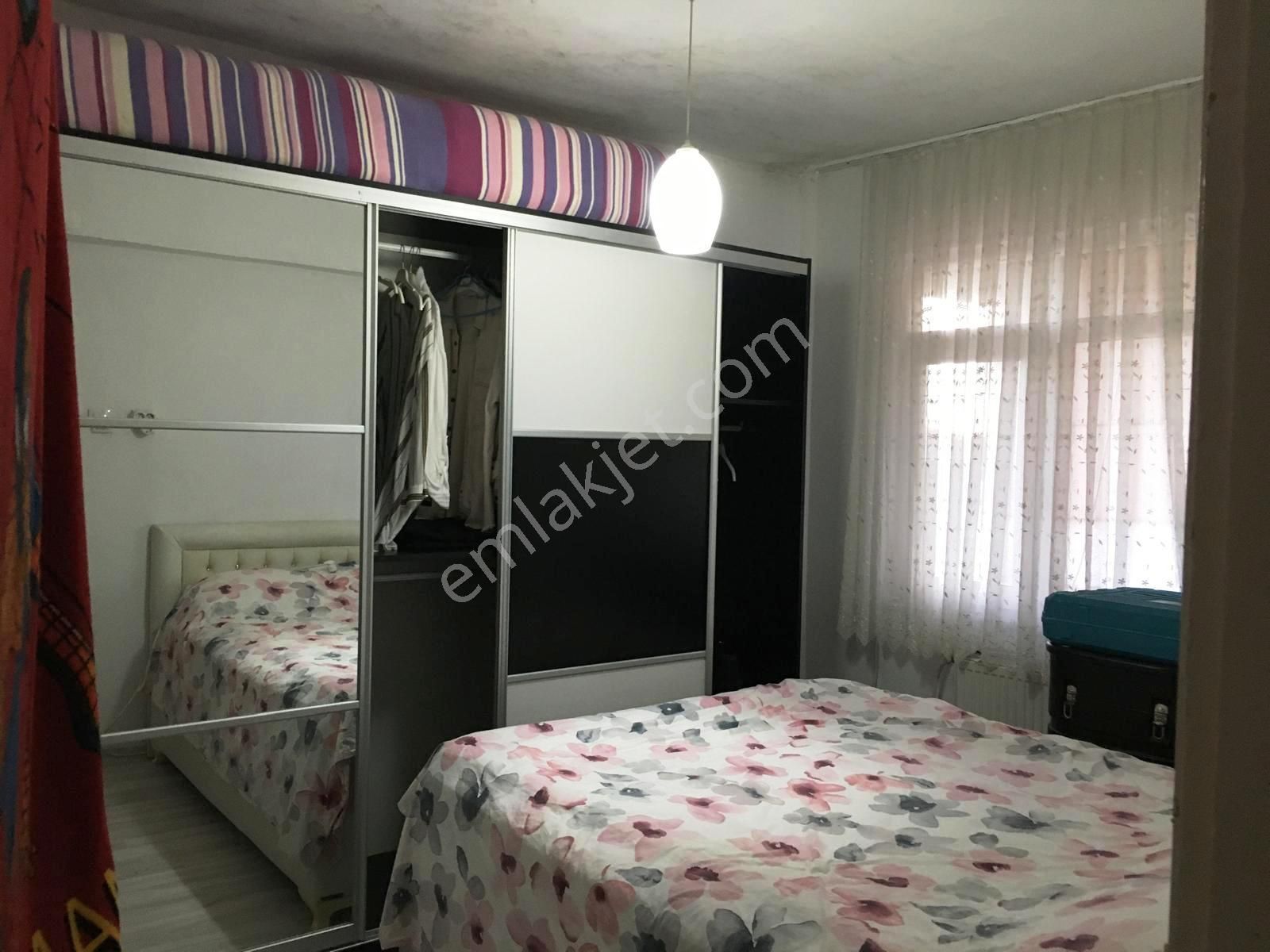 Aziziye Caddesi 4.kat 160m2 Teraslı 2 Wcli Mobilyalı Satılık 3+1 - Görsel 8