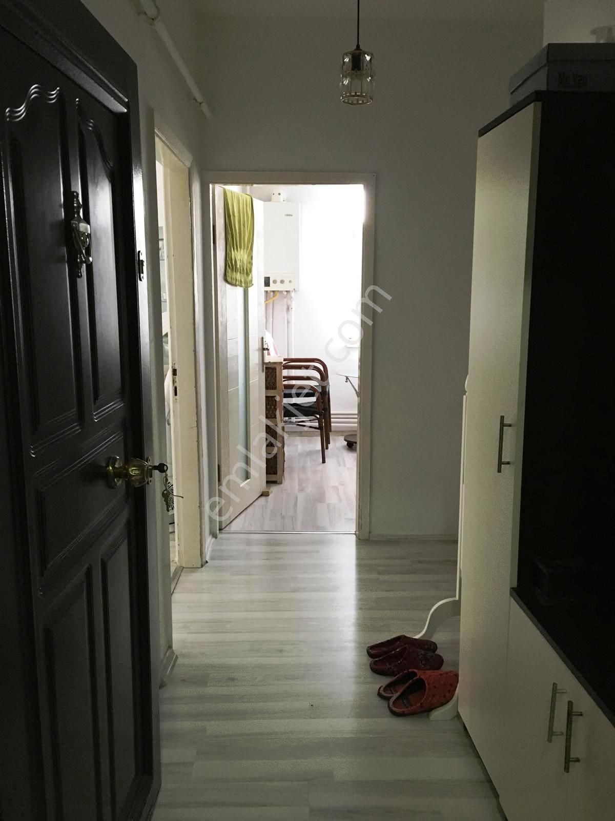 Aziziye Caddesi 4.kat 160m2 Teraslı 2 Wcli Mobilyalı Satılık 3+1 - Görsel 15