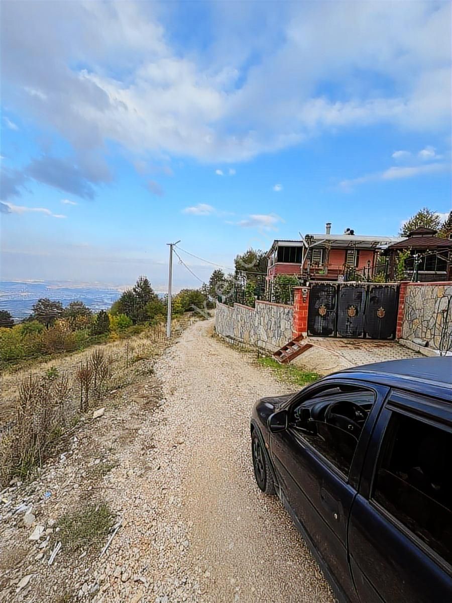 Çiftlik Mah Araba Takaslı 900 M2 Villalık Arsa İki Adet Yan Yana