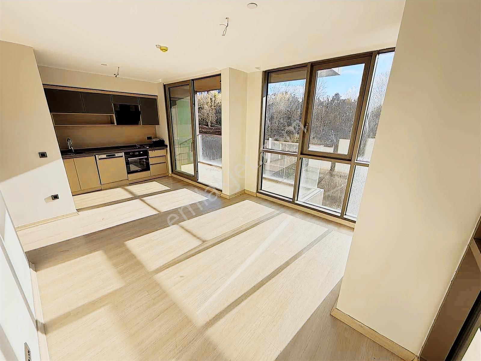 As Maslak'ta Orman Manzaralı Kiralık 1+1 - Görsel 14