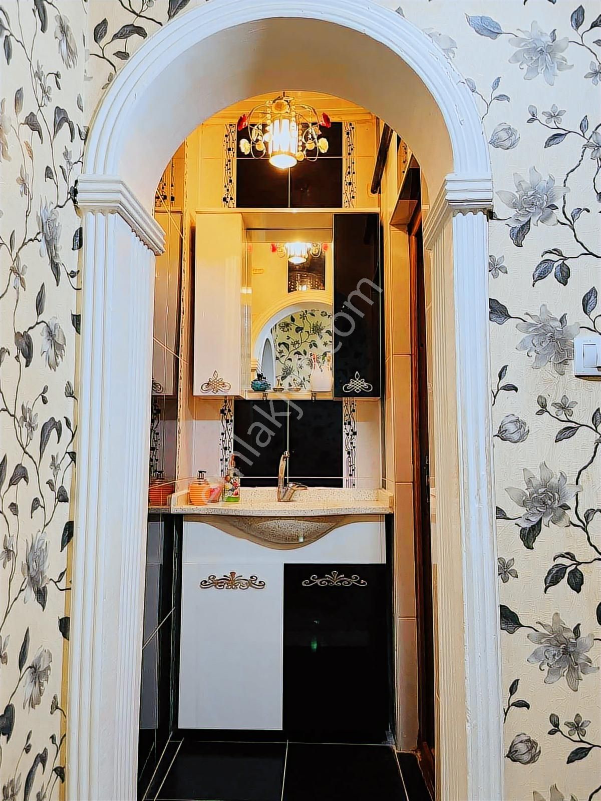 Merkez De Yatırımlık Kiracılı İskanlı Lüx Yapılı Daire - Görsel 6