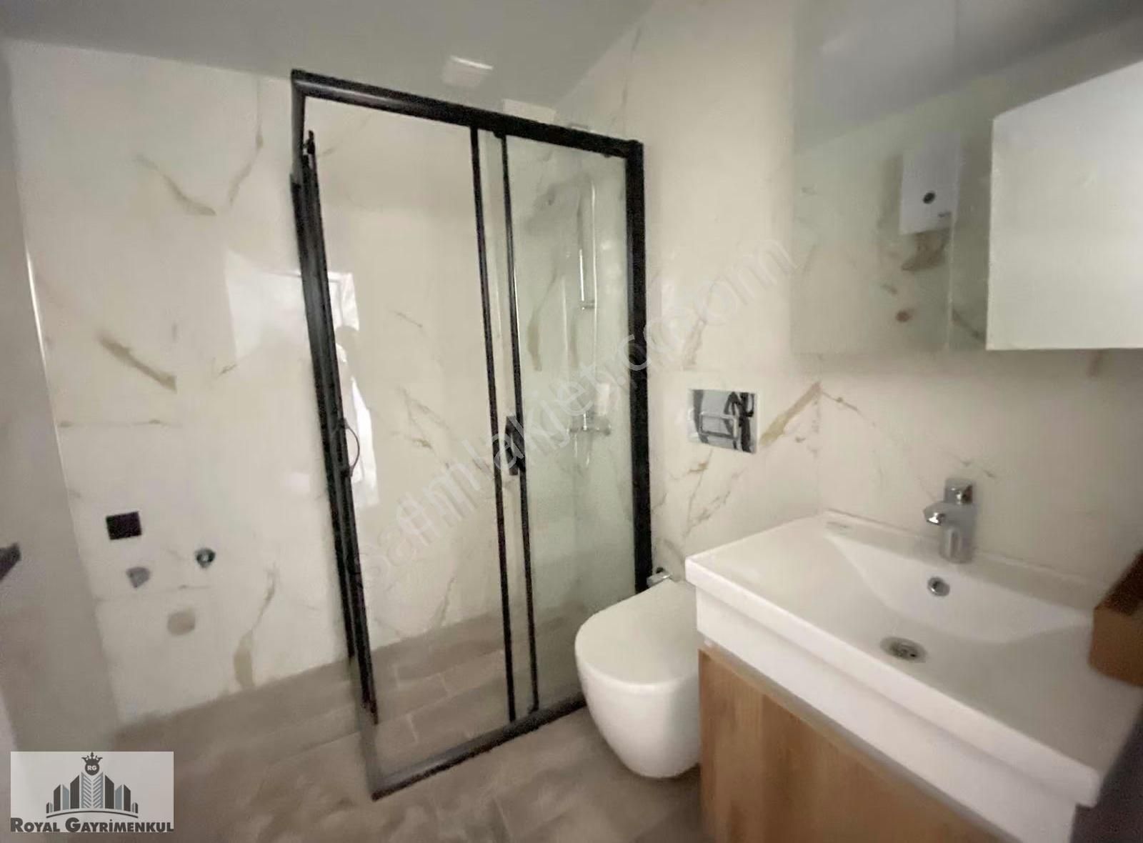 Manavgat Salkımevler Mahallesinde Asansörlü Kiralık 1+1 Daire - Görsel 4