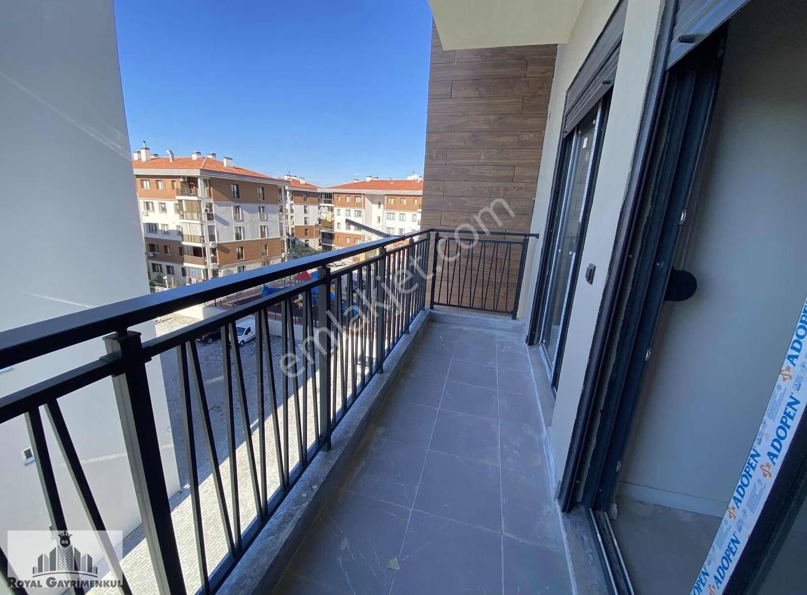 Manavgat Salkımevler Mahallesinde Asansörlü Kiralık 1+1 Daire - Görsel 8