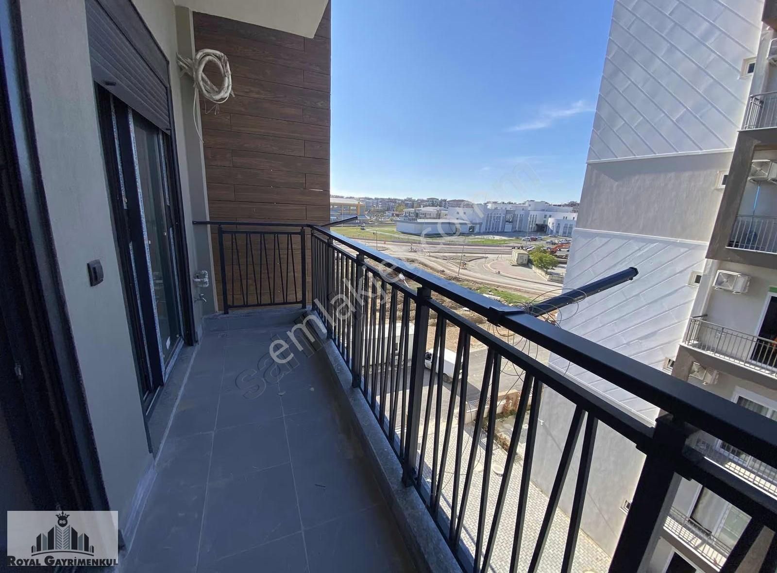 Manavgat Salkımevler Mahallesinde Asansörlü Kiralık 1+1 Daire - Görsel 11