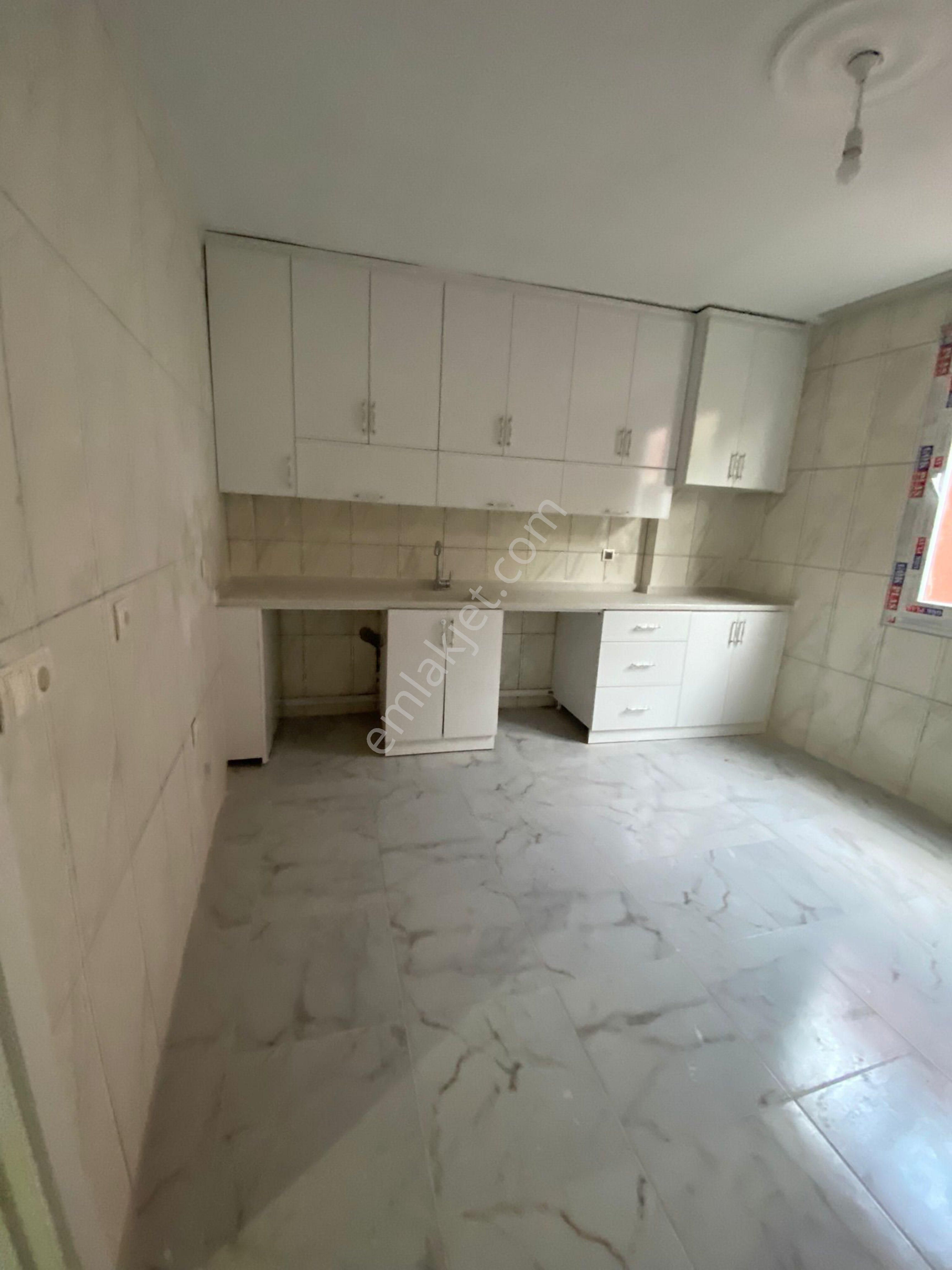 Yeşiloba Mahallesi’nde Sıfır Yapılı 2+1 Kiralık Daire