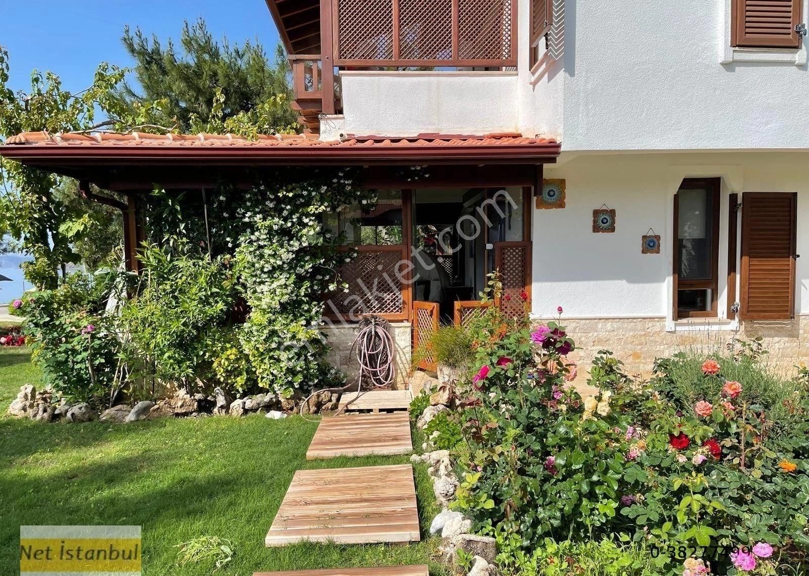 Datça Akturda Denize Sıfır, En Ön Cephe 3+1 Satılık Bahçeli - Görsel 8