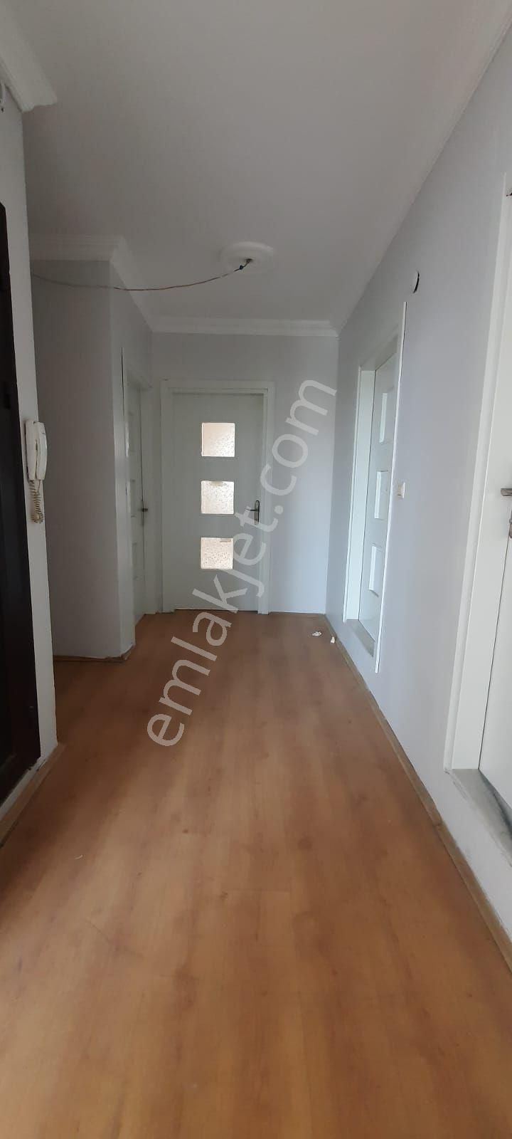 Muratdede Mahallesinde 170 M2 Arsa İçinde 3 Katlı Müstakil Bina - Görsel 8