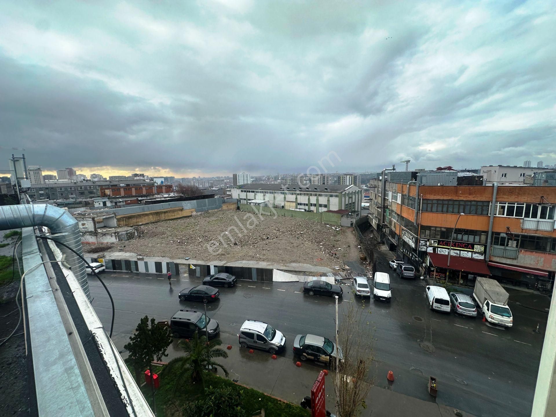 Odin Topkapı Center 160+25m2 Düz Giriş Yanyana Kiralık 2 Dükkan - Görsel 28