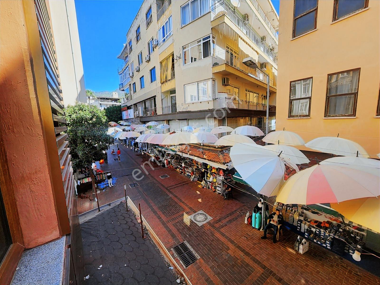 Alanya Nin Kalbinde Kiralık Kupon Dükkan - Görsel 14