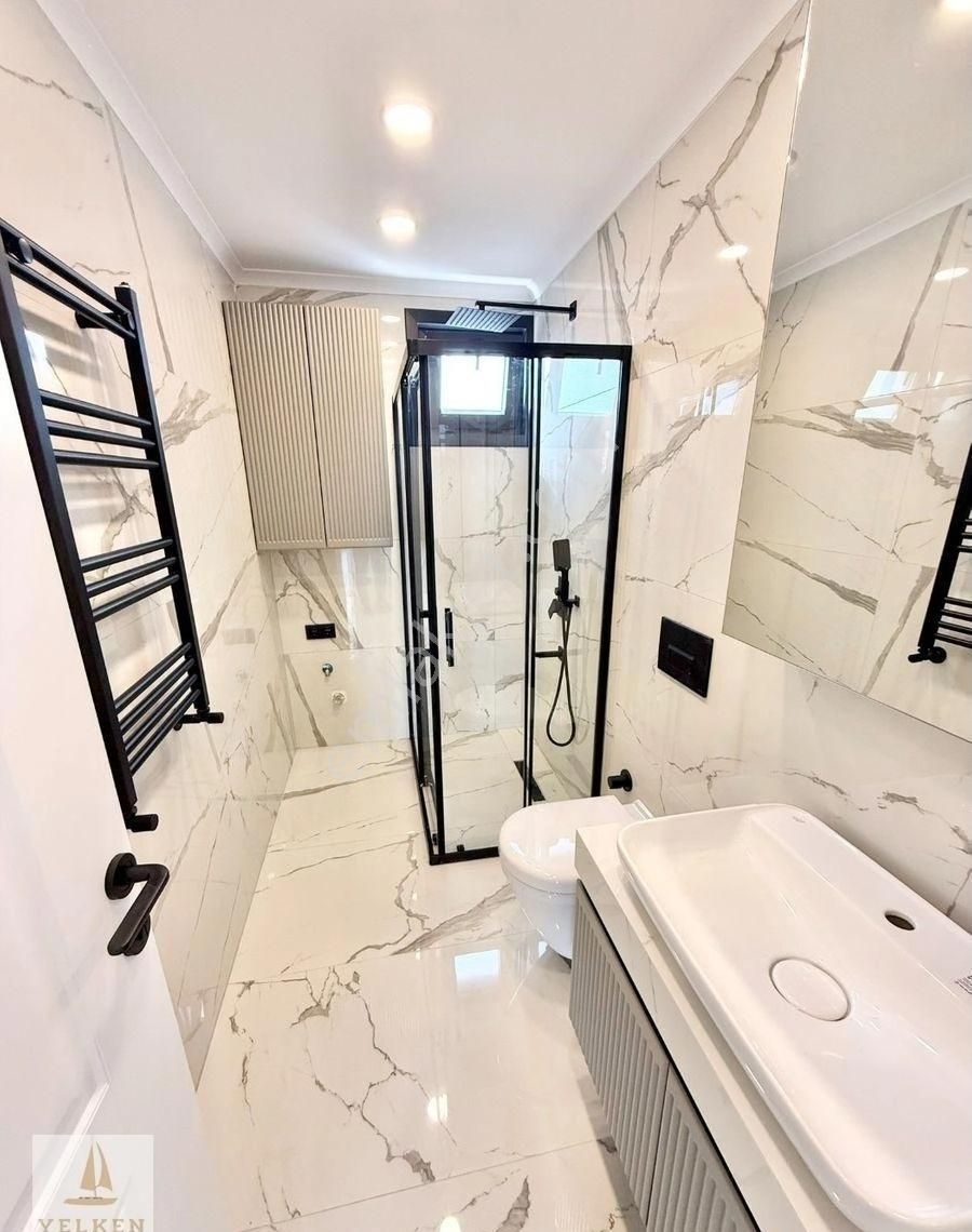 Caddebostan Oyuncak Müzesinde 2+1 Balkonlu Havuzlu Alternatifsiz - Görsel 12